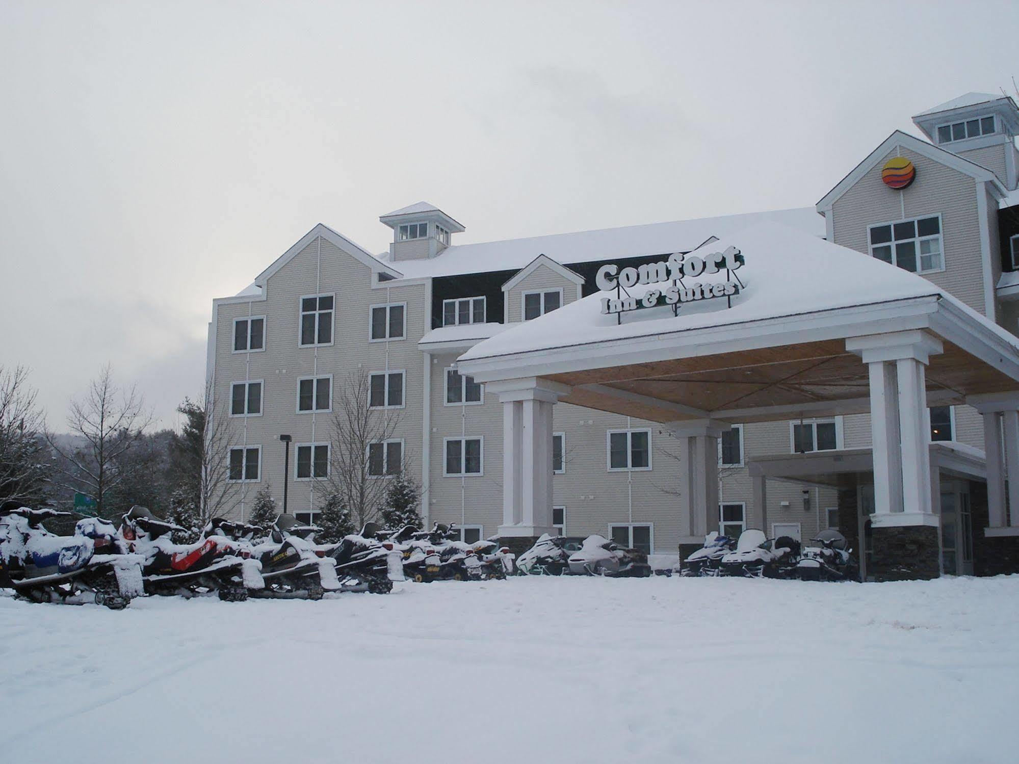 Comfort Inn & Suites Near Burke Mountain Saint Johnsbury Exterior foto